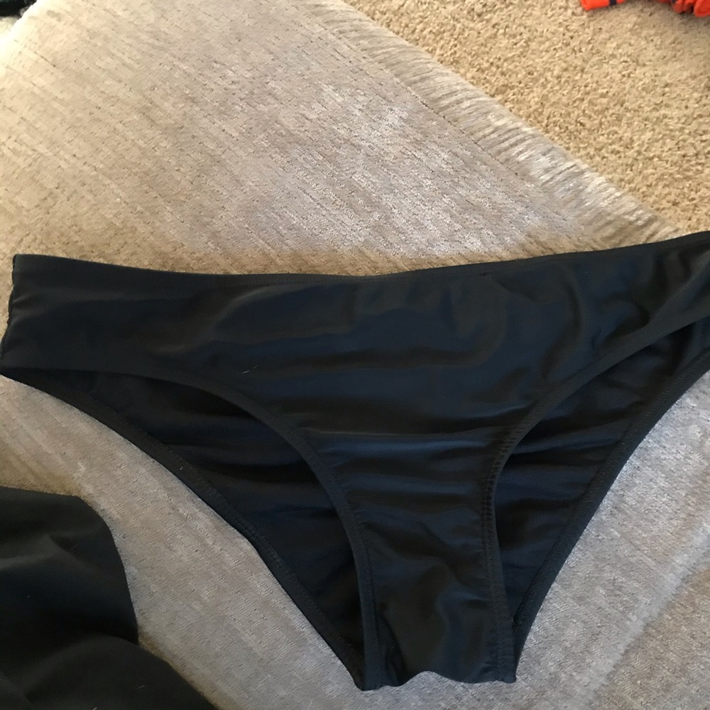 Bikini bottoms